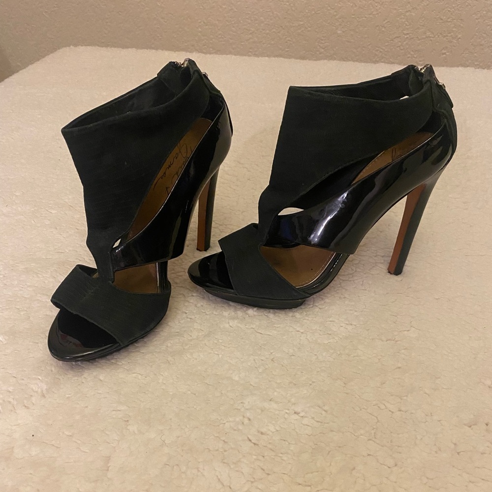 Black patent leather/elastic open toe high heels. Size 6